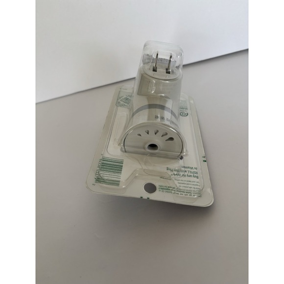 Lot 5 Air Wick Advanced Plug in Scented Oil Air Freshener Essential Oils Warmer - Picture 7 of 7